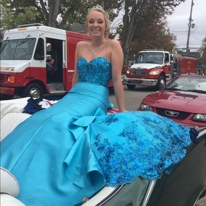 Turquoise Blue Mermaid Style Dress